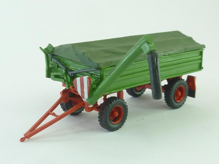 HW 60.11 ÜLW GLR Kippaufbau geschlossene Plane mit Überladevorrichtung grün rot / graugrün